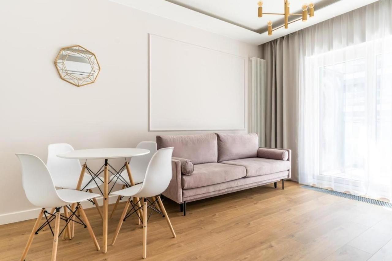 Apartament Mennica Residence - Golden Apartments - Comfortable And Stylish Warszawa Eksteriør billede
